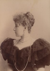 Stéphanie Clotilde Louise Herminie Marie Charlotte belga hercegnő (1864. május 21. - 1945. augusztus 23.) alkotó: Unknown photographer