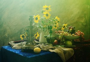 Elegáns csendélet napraforgókkal alkotó: UstinaGreen