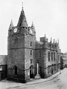 Old Tower, Tain, Ross és Cromarty, Skócia, 1924-1926. alkotó: Valentine and Sons Ltd