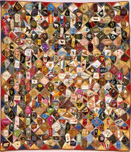 Crazy Quilt (selyem, pamut, gyapjú, len, darabos, hímzett) alkotó: Victoriene Parsons Mitchell