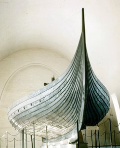 Viking hajó (drakkar) az Oslo melletti Gokstadból. Oslo Bygdoy Múzeum, Norvégia.