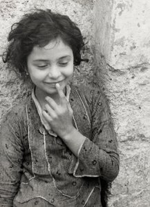 Gyermekportré az "Égei-tengeri hajóút - Zara, Athén, Rodosz és Tripoli albumból", 1934. május (fekete-fehér fotó) alkotó: Vincenzo Balocchi