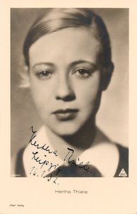 Hertha Thiele portréja