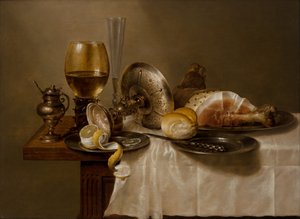 Csendélet Roemerrel, Felborított ezüst tazza, fuvola, zsemle és sonkája az asztalon alkotó: Willem Claesz. Heda