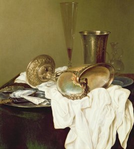 Csendélet Nautilus kupával