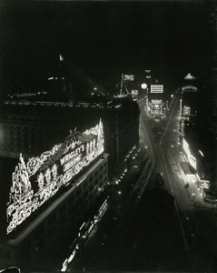 Times Square, a Times Building 16. emeletéről, 1917 alkotó: William Davis Hassler