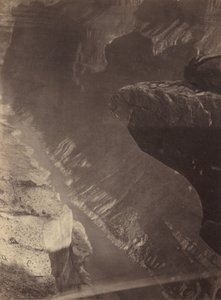 Délre nézve a Grand Cañonba, a Colorado folyóba, a Sheavwitz átkelőbe