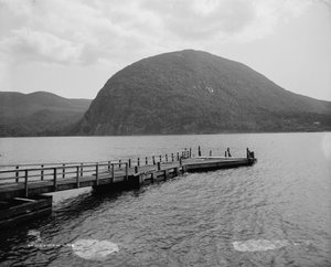 Storm King Mountain, New York, 1880-97 körül alkotó: William Henry Jackson