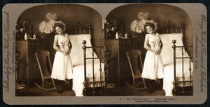 Oh That Corset After the Opera, 1900 körül (szépia fotó) (lásd még: 473263)
