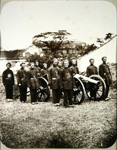 Kínai katonák, 1875 körül (albumnyomat)