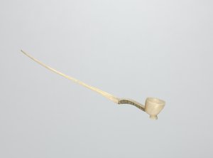 Tupakás kanál, 1800-as évek vége (csont)