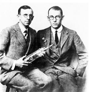 Clinton J Davisson és Lester H Germer amerikai fizikusok, 1927 alkotó: Frederick (attr. to) Barnard