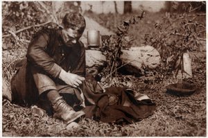 Csavargó a ruháit ábrázolja. 1929 (nyomtatott) alkotó: . .