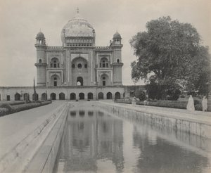 Safdarjung sír, Delhi alkotó: studio of A. W. A. Plâté Studio (Ceylonese)