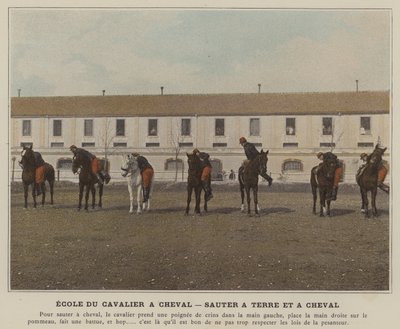Lovas Iskolája lóháton, ugrás a földön és lóháton (színes fotó) alkotó: (after) French Photographer