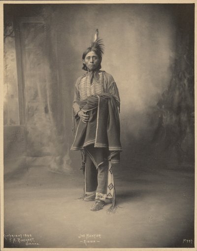 Joe Hunter, Kiowa alkotó: Adolph F. Muhr