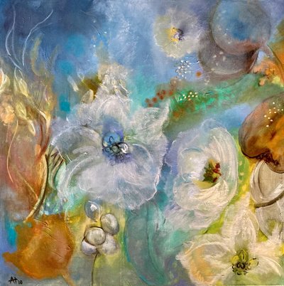 Éteri fehér virágok alkotó: Alexandra Higgins