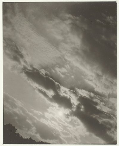 Egyenértékű, 1923. alkotó: Alfred Stieglitz