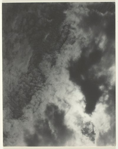 Egyenértékű, 1925. alkotó: Alfred Stieglitz