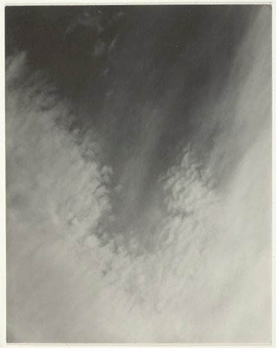 Egyenértékű, az 1923. évi 2. sorozat E-nyomatából. alkotó: Alfred Stieglitz