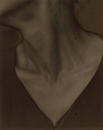 Georgia O’Keeffe – Nyak alkotó: Alfred Stieglitz