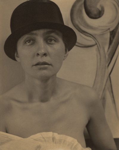 Georgia O’Keeffe alkotó: Alfred Stieglitz