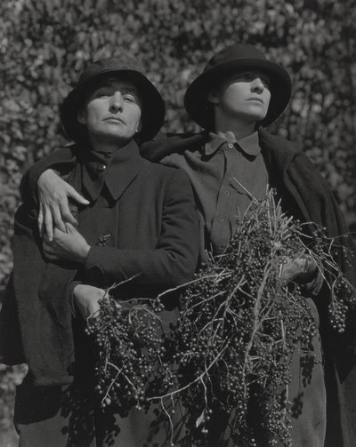 Georgia O’Keeffe és Rebecca Strand alkotó: Alfred Stieglitz