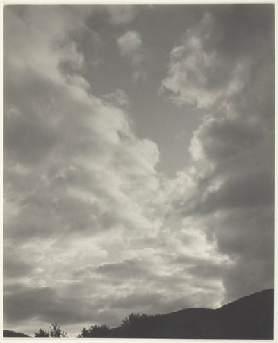 Zene - Tíz felhőfotó sorozata, II alkotó: Alfred Stieglitz