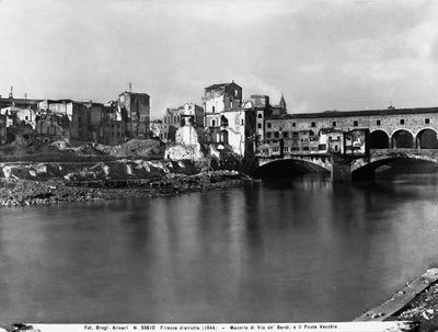 világháború: A Firenzében, a Ponte Vecchio melletti Via de