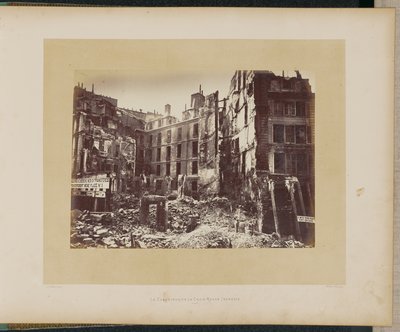 Az égő Carrefour de la Croix-Rouge alkotó: Alphonse J. Liébert