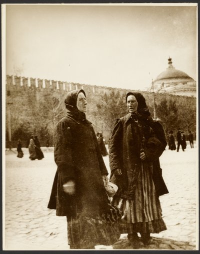 [Fényképek az oroszországi tanulmányútról, amelyeket a "A jobbágyság eltörlése Oroszországban" (1914) című festményhez használtak, a "Szlávok eposza ciklusból, Moszkva"] alkotó: Alphonse Maria Mucha