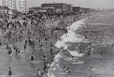Kalifornia: Velence, egy népszerű, egész évben nyitva tartó tengerparti üdülőhely Los Angeles közelében (f/w fotó) alkotó: American Photographer (after)