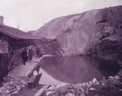 A medence a Banff Hot Springsben, Brit-Amerika (f/w fotó) alkotó: American Photographer (after)