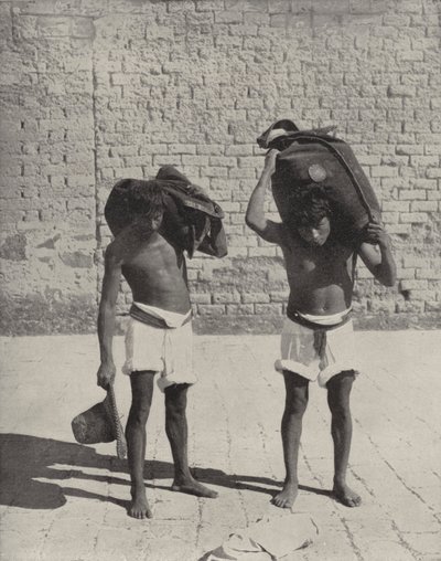 Water Carriers at Guanajuato (f/w fotó) alkotó: American Photographer (after)