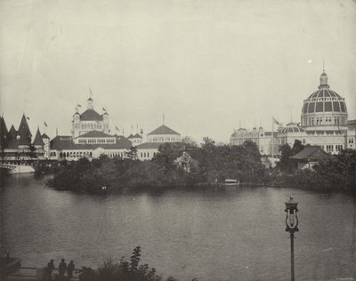 Az erdős szigeten át, északkeleten alkotó: American Photographer