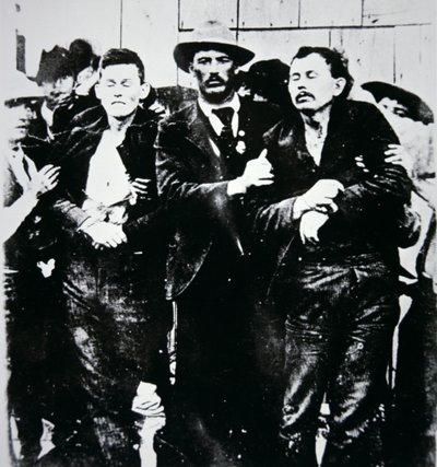 Bob és Grat Dalton ügyvédekkel alkotó: American Photographer