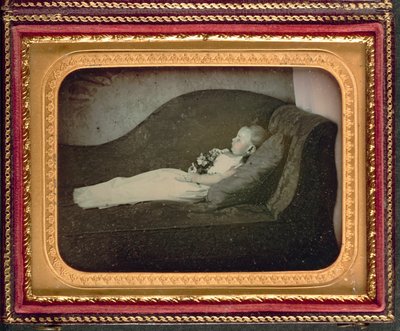 Halott gyermek a kanapén, 1855 körül alkotó: American Photographer