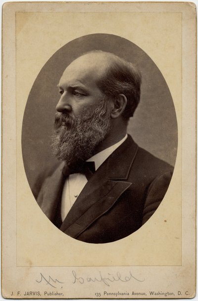 James Abram Garfield (1831-81), az Amerikai Egyesült Államok 20. elnöke, fotó: J F Jarvis, Washington DC (album fotó) alkotó: American Photographer