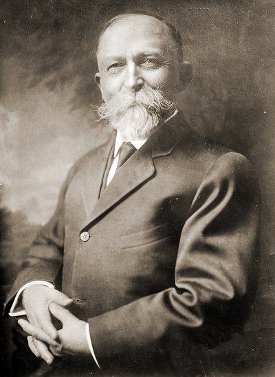 John Harvey Kellogg (1852-1943) portréja (szépia fotó) alkotó: American Photographer