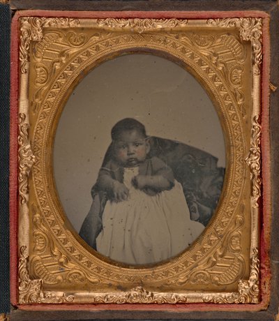 Egy csecsemő portréja,c. 1860 (fotó) alkotó: American Photographer