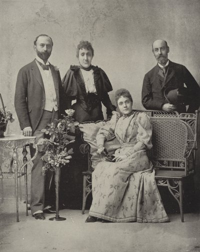 Eulalia hercegnő és kísérője alkotó: American Photographer