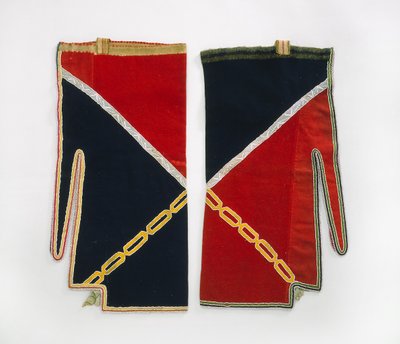 Leggings, Chippewa, 1840 körül (gyapjúszövet, üveggyöngyök, selyemszalag, háncsszálas pántok és cérna) alkotó: American School