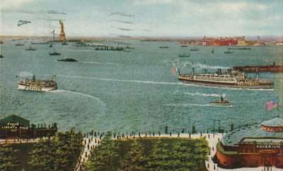 New York-i kikötő az akkumulátorból, a Szabadság-szobor és az Ellis-sziget látható, 1910 körül alkotó: American School