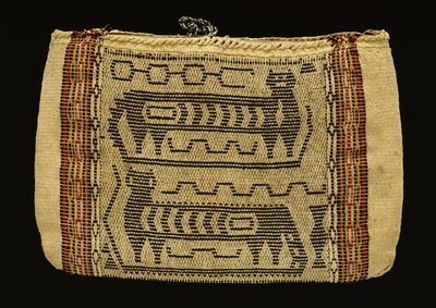 Tárolótáska, Potawatomi, 1890 körül (pamutzsineg és gyapjúfonal) (lásd még: 340993) alkotó: American School