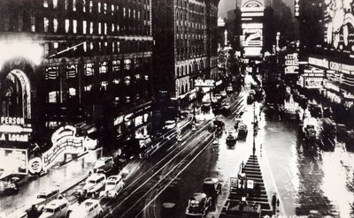 Times Square at Night, New York, 1930 körül (egy fénykép után) alkotó: American School