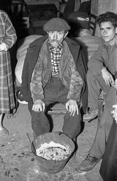 NYOMOZÁS CROTONE-BAN alkotó: Ando Gilardi