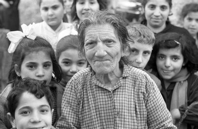 MACIARA GYERMEKEK, alkotó: Ando Gilardi