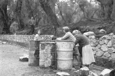 Olajbogyó szedők alkotó: Ando Gilardi
