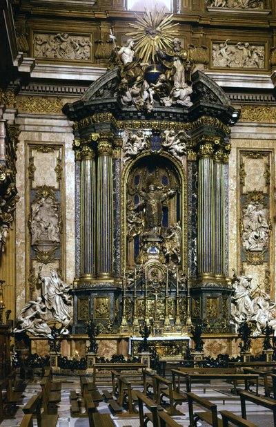 Loyolai Szent Ignác szobra (oltár) a római Jézus-templomban. alkotó: Andrea Pozzo