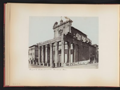 Kilátás Antoninus és Faustina templomára a Forum Romanum Rómában, Olaszországban Antal és Faustina temploma. rom (cím a tárgyon) alkotó: Anonymous